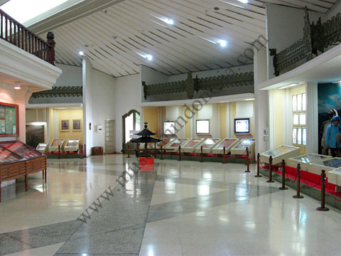 prangko_interior.jpg prangko_interior.jpg