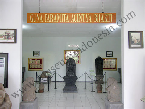 Mpu_Purwa_sengkala.jpg