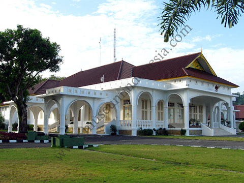 tpi_gedung_daerah.jpg