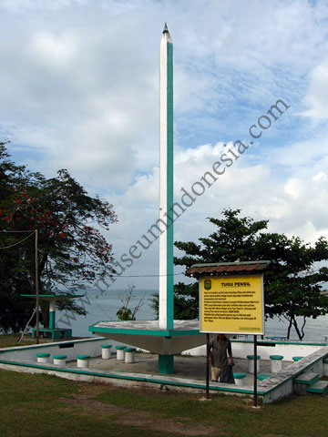 tpi_tugu_pensil.jpg